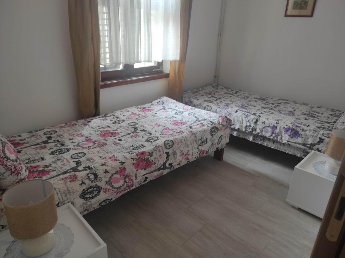 Andrea Airport Apartments Belgrado Exterior foto